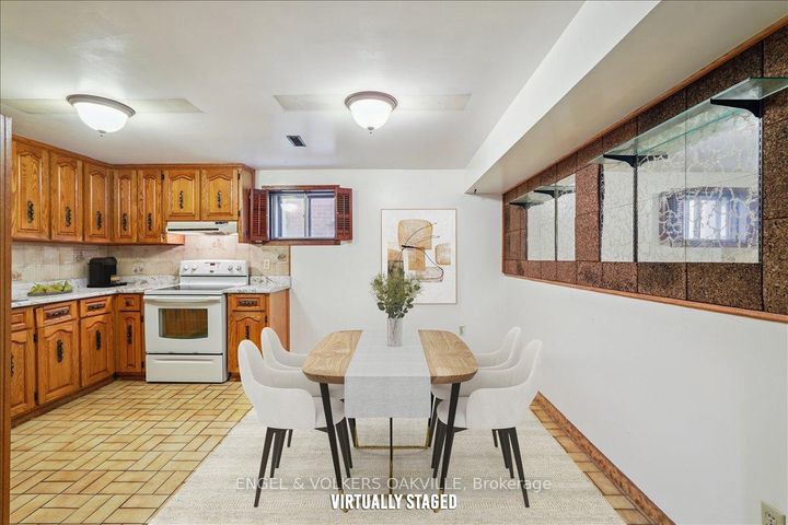 Photo 29 at 4170 Sunset Valley Court, Rathwood, Mississauga