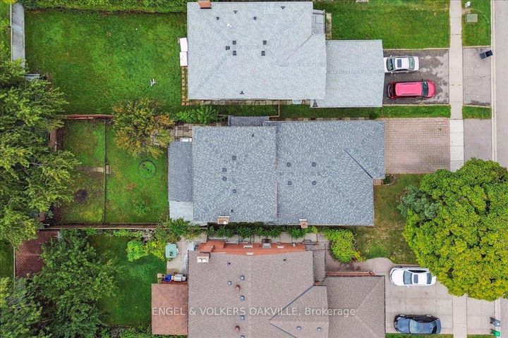 Photo 40 at 4170 Sunset Valley Court, Rathwood, Mississauga