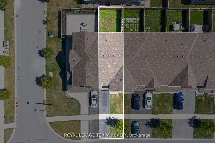 Photo 7 at 2345 Steeplechase Street, Windfields, Oshawa