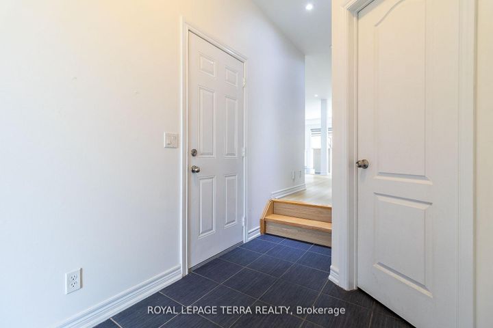 Photo 9 at 2345 Steeplechase Street, Windfields, Oshawa