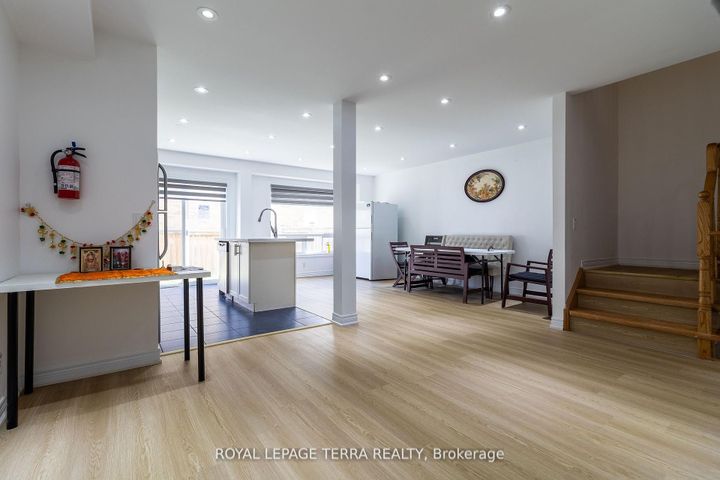 Photo 11 at 2345 Steeplechase Street, Windfields, Oshawa