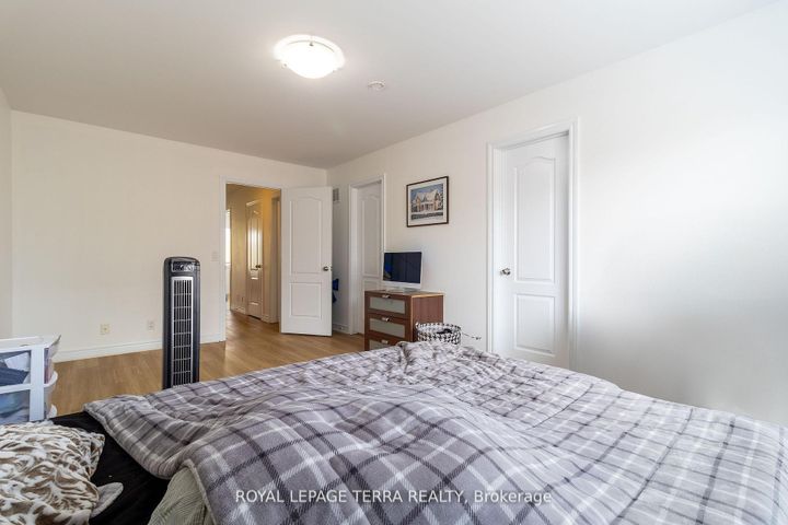 Photo 24 at 2345 Steeplechase Street, Windfields, Oshawa