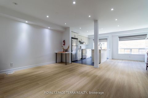 Photo 10 at 2345 Steeplechase Street, Windfields, Oshawa