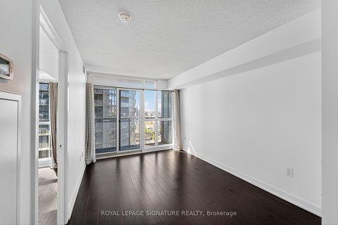 Photo 10 at 2811 - 15 Iceboat Terrace, Waterfront Communities C1, Toronto