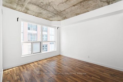 Photo 8 at 505 - 1005 King Street W, Niagara, Toronto