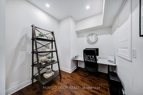 Photo 18 at 6 Colton Crescent S, Islington Woods, Vaughan