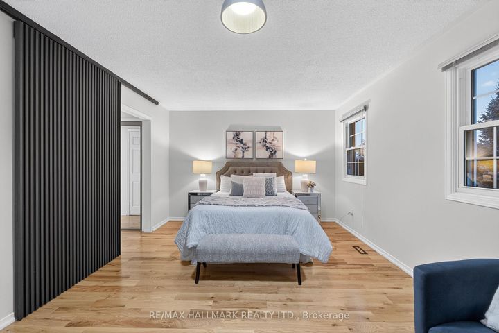 Photo 25 at 3569 Redmond Road, Fairview, Mississauga