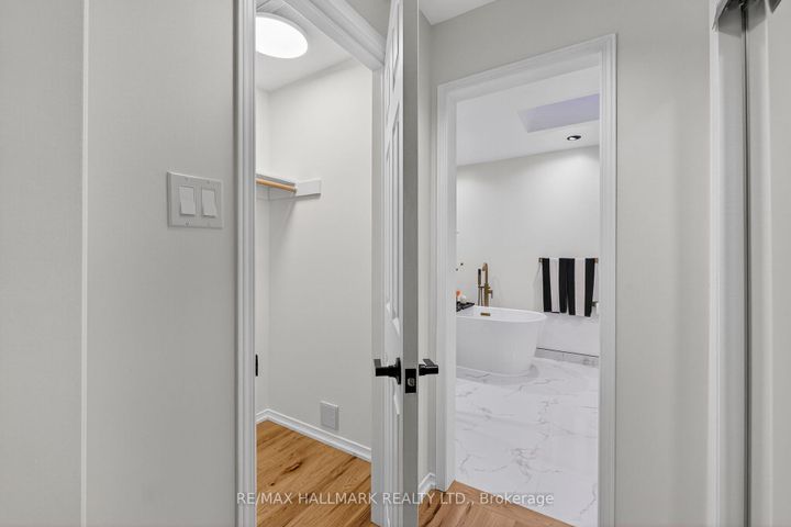 Photo 28 at 3569 Redmond Road, Fairview, Mississauga