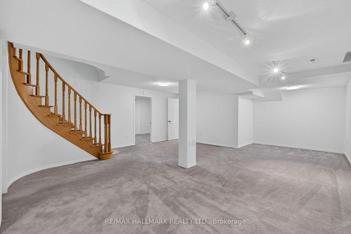 Photo 40 at 3569 Redmond Road, Fairview, Mississauga