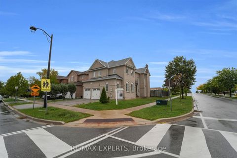 Photo 2 at 159 Sonoma Boulevard, Sonoma Heights, Vaughan