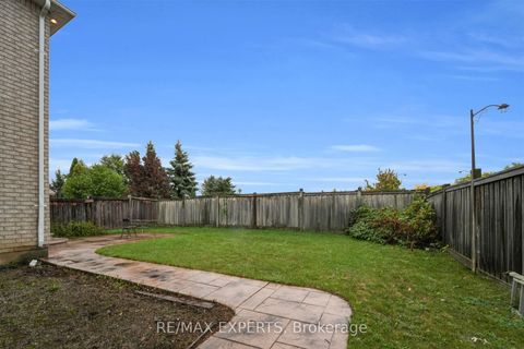 Photo 4 at 159 Sonoma Boulevard, Sonoma Heights, Vaughan