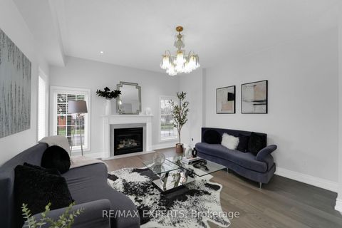 Photo 20 at 159 Sonoma Boulevard, Sonoma Heights, Vaughan