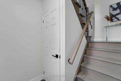 Photo 43 at 159 Sonoma Boulevard, Sonoma Heights, Vaughan