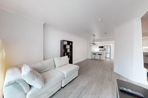 Photo 4 at 2515 - 8 Park Road, Moore Park, Toronto