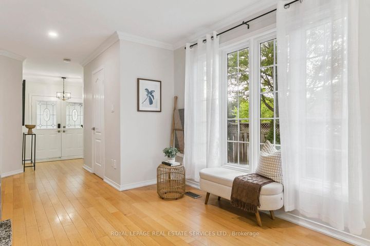 Photo 6 at 2193 Shorncliffe Boulevard, WM Westmount, Oakville