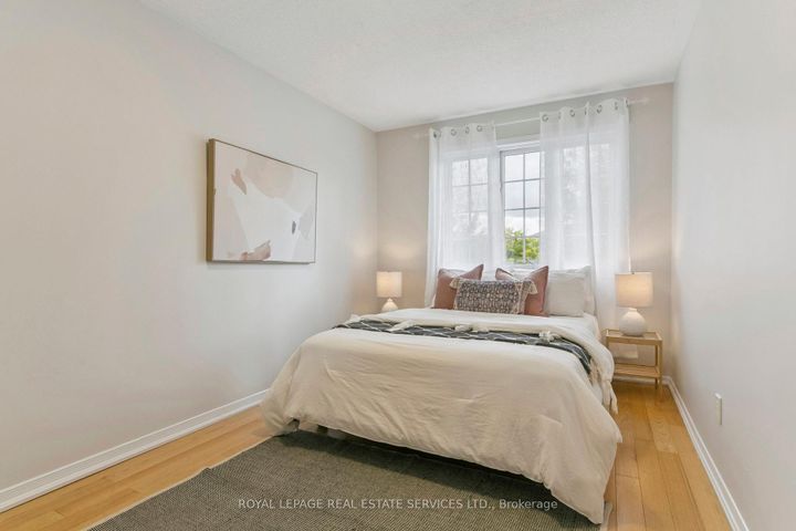 Photo 14 at 2193 Shorncliffe Boulevard, WM Westmount, Oakville