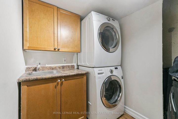 Photo 27 at 2193 Shorncliffe Boulevard, WM Westmount, Oakville