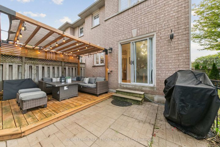 Photo 34 at 2193 Shorncliffe Boulevard, WM Westmount, Oakville