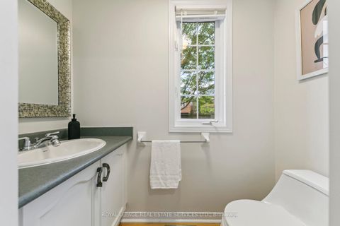Photo 12 at 2193 Shorncliffe Boulevard, WM Westmount, Oakville