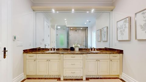 Photo 26 at 112 Centre Avenue, Newtonbrook East, Toronto