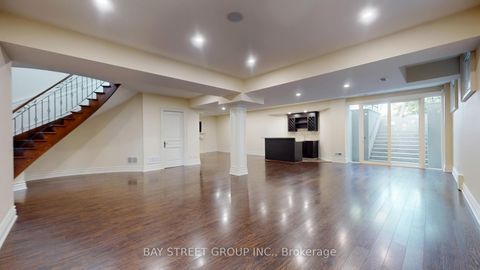 Photo 42 at 112 Centre Avenue, Newtonbrook East, Toronto