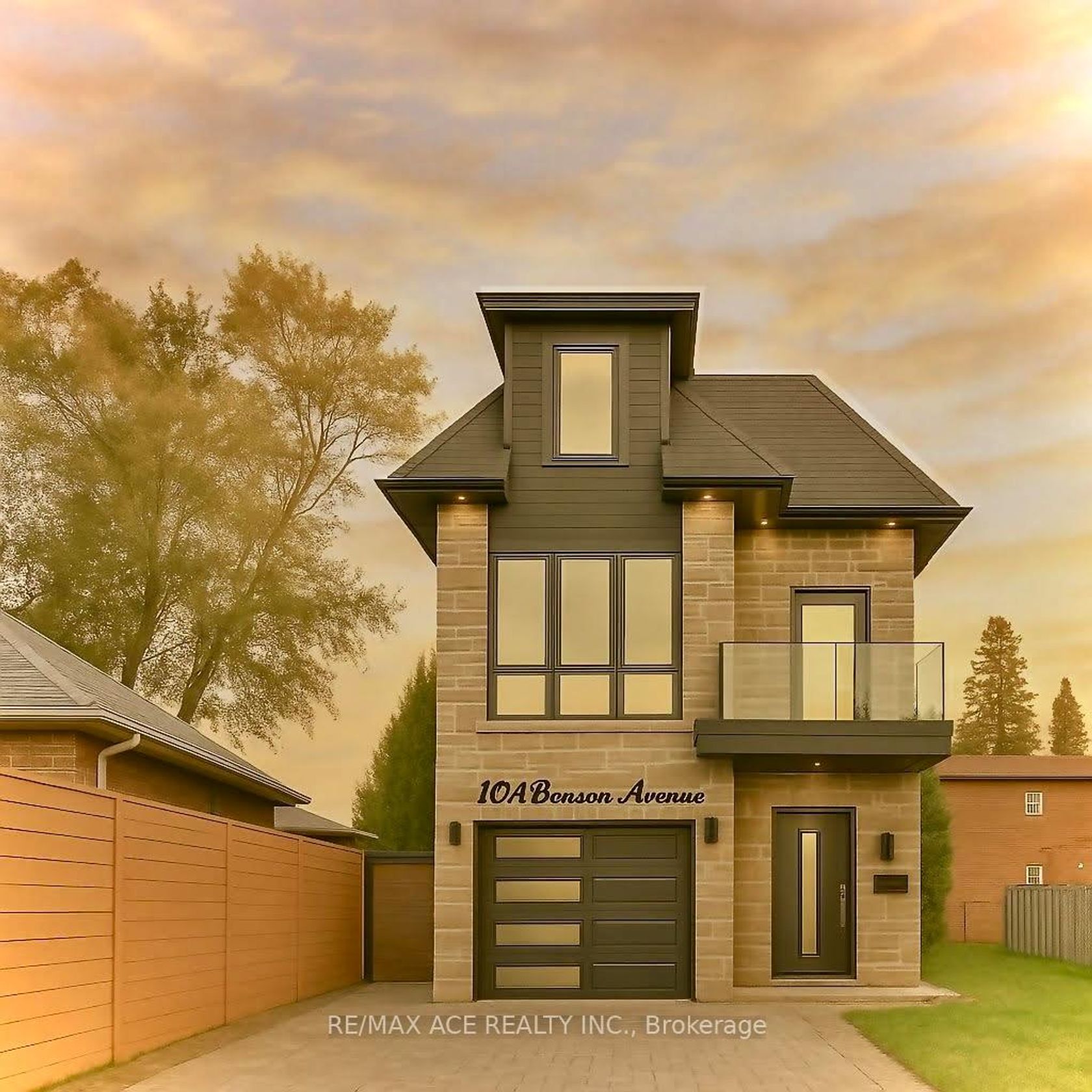 10A Benson Avenue, Port Credit, Mississauga 