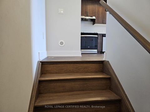 Photo 2 at L115 - 9560 Islington Avenue, Sonoma Heights, Vaughan