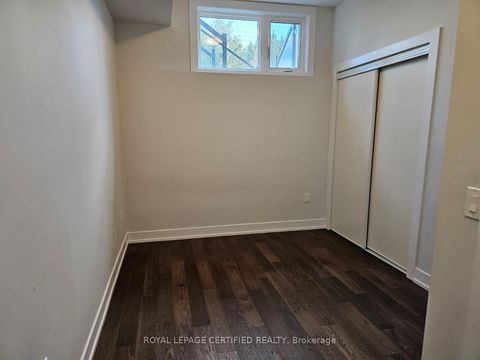 Photo 13 at L115 - 9560 Islington Avenue, Sonoma Heights, Vaughan