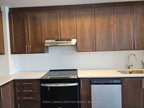 Photo 20 at L115 - 9560 Islington Avenue, Sonoma Heights, Vaughan