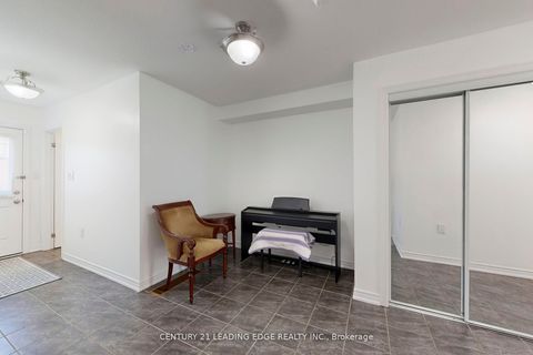 Photo 5 at 12 Pringdale Gardens Circle E, Eglinton East, Toronto