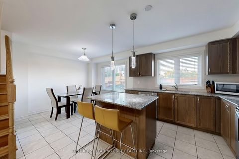 Photo 13 at 12 Pringdale Gardens Circle E, Eglinton East, Toronto