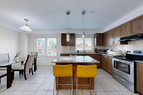 Photo 14 at 12 Pringdale Gardens Circle E, Eglinton East, Toronto