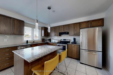 Photo 15 at 12 Pringdale Gardens Circle E, Eglinton East, Toronto