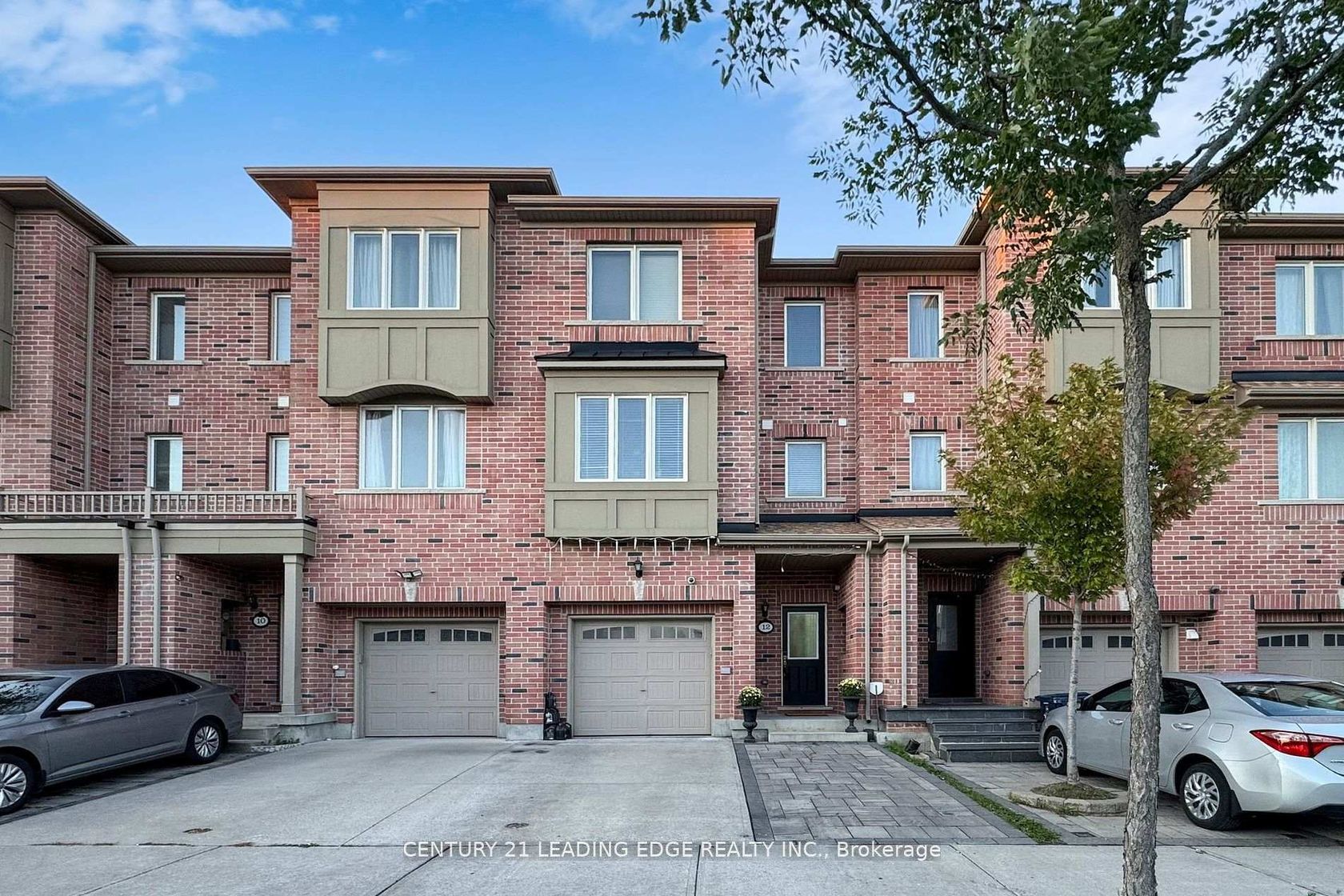12 Pringdale Gardens Circle E, Eglinton East, Toronto 