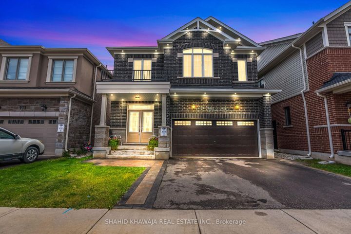 Photo 1 at 115 Yates Drive, CB Cobban, Milton