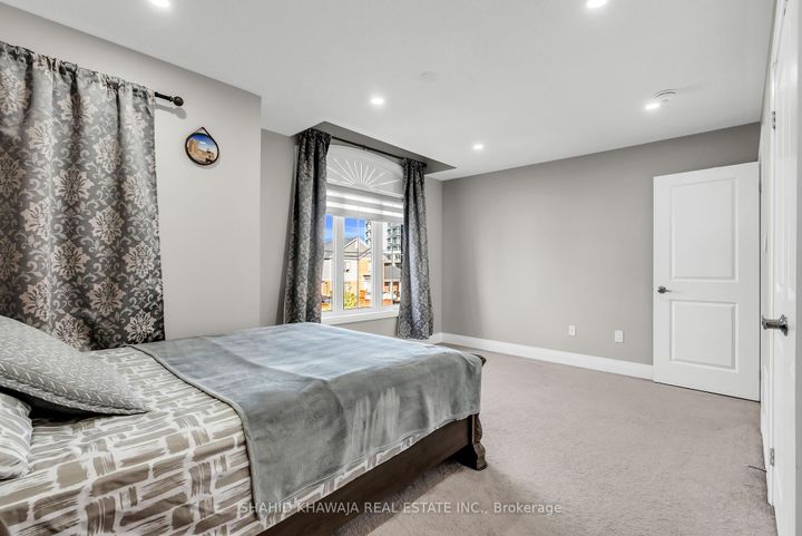 Photo 21 at 115 Yates Drive, CB Cobban, Milton