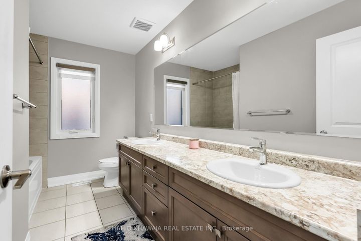 Photo 25 at 115 Yates Drive, CB Cobban, Milton