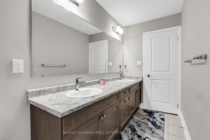 Photo 27 at 115 Yates Drive, CB Cobban, Milton
