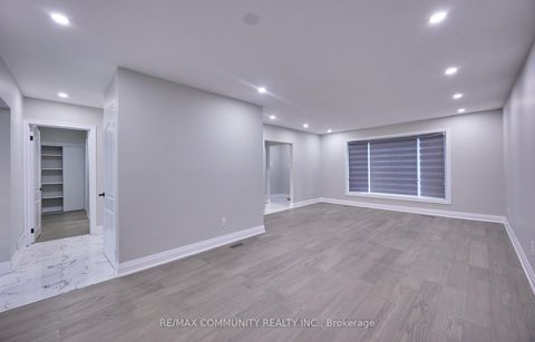 Photo 4 at 71 Willowridge Road, Richview, Toronto