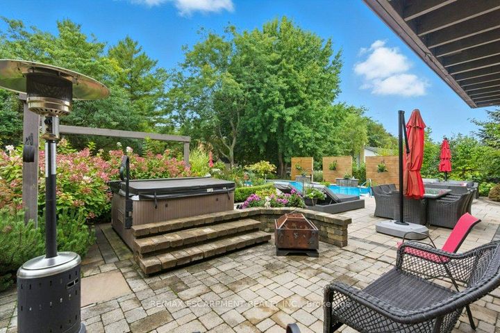 Photo 39 at 31 Acredale Drive, Carlisle, Hamilton
