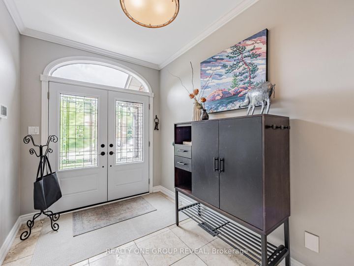 Photo 1 at 862 Baylawn Drive, Liverpool, Pickering