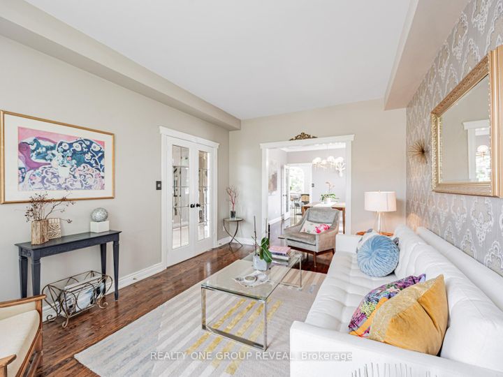 Photo 3 at 862 Baylawn Drive, Liverpool, Pickering