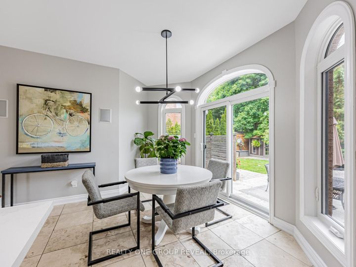 Photo 7 at 862 Baylawn Drive, Liverpool, Pickering