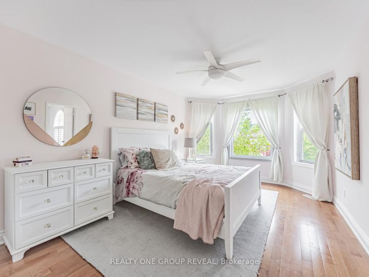 Photo 12 at 862 Baylawn Drive, Liverpool, Pickering