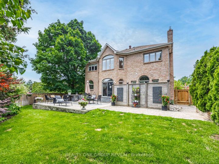 Photo 22 at 862 Baylawn Drive, Liverpool, Pickering