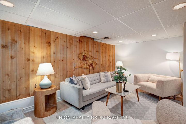 Photo 21 at 2423 Brasilia Circle, Meadowvale, Mississauga