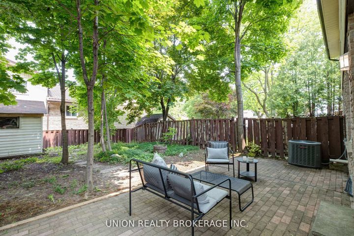 Photo 26 at 2423 Brasilia Circle, Meadowvale, Mississauga