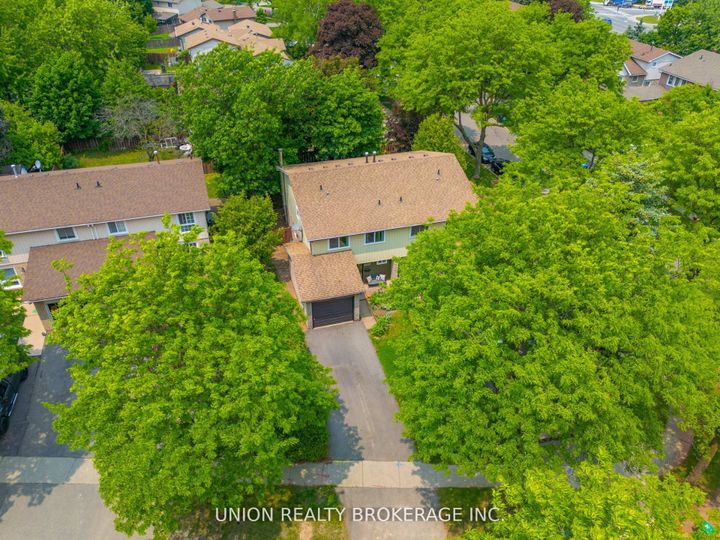 Photo 29 at 2423 Brasilia Circle, Meadowvale, Mississauga