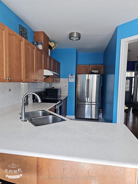 Photo 7 at 25 Red Hawk Road, Malvern, Toronto