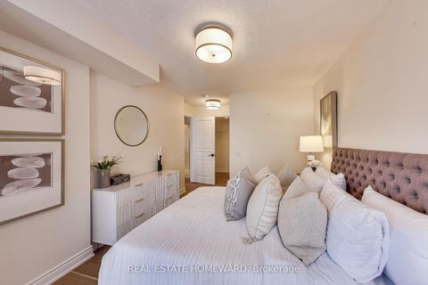 Photo 2 at 411 - 5 Northtown Way, Willowdale East, Toronto